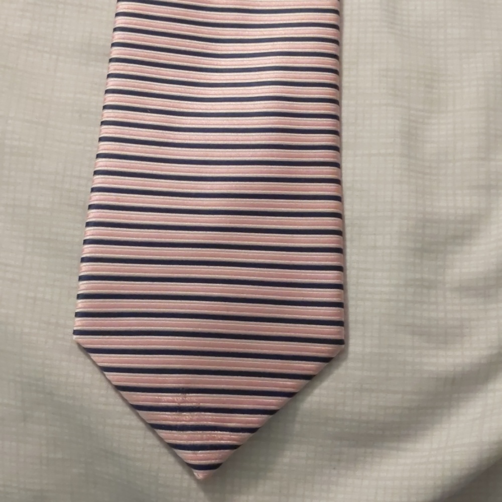 Izod tie